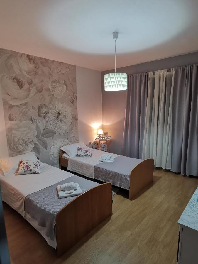 Apartament Comfort With Garage Aria